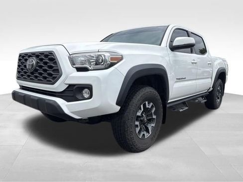 Used 2020 Toyota Tacoma TRD Off-Road image 1