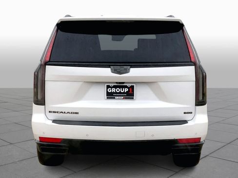 Used 2021 Cadillac Escalade Sport w/ Driver Assist Tech Package image 4