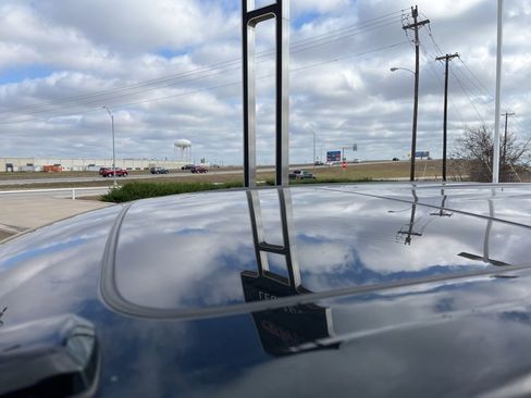 Used 2021 GMC Sierra 1500 Denali w/ Denali Ultimate Package image 10