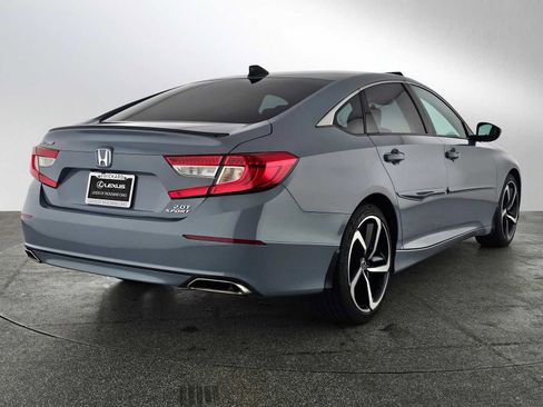 Used 2022 Honda Accord Sport image 3