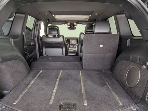 Used 2017 Jeep Grand Cherokee Limited w/ Luxury Group II RWD image 29