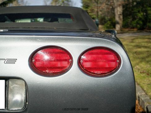 Used 2003 Chevrolet Corvette Convertible w/ Preferred Equipment Group1 image 60