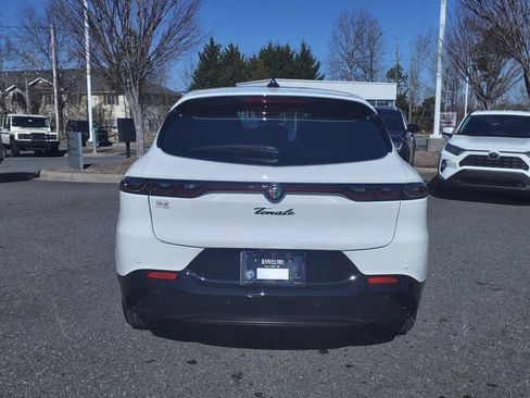 New 2025 Alfa Romeo Tonale AWD/4WD image 18