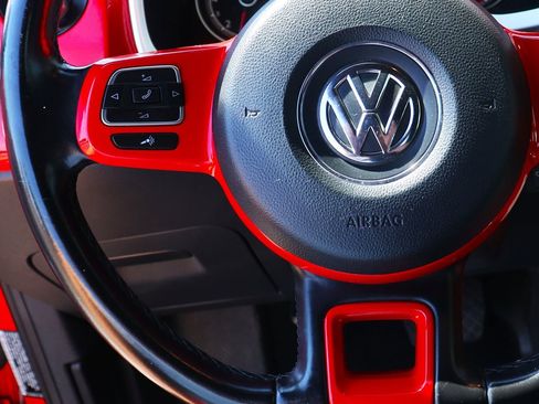 Used 2018 Volkswagen Beetle 2.0T SE image 52