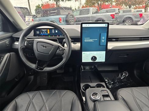 Used 2021 Ford Mustang Mach-E California Route 1 image 8