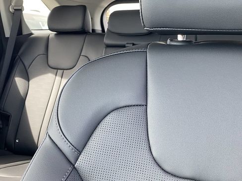 New 2026 Kia Sorento EX FWD image 11