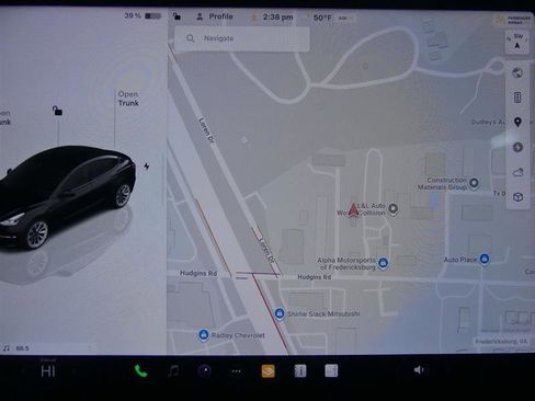 Used 2023 Tesla Model 3 Standard Range image 10