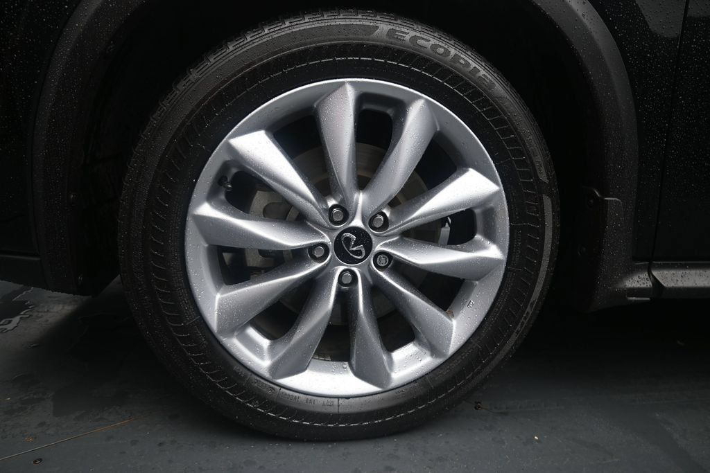 Used 2022 INFINITI QX50 Pure AWD/4WD image 11