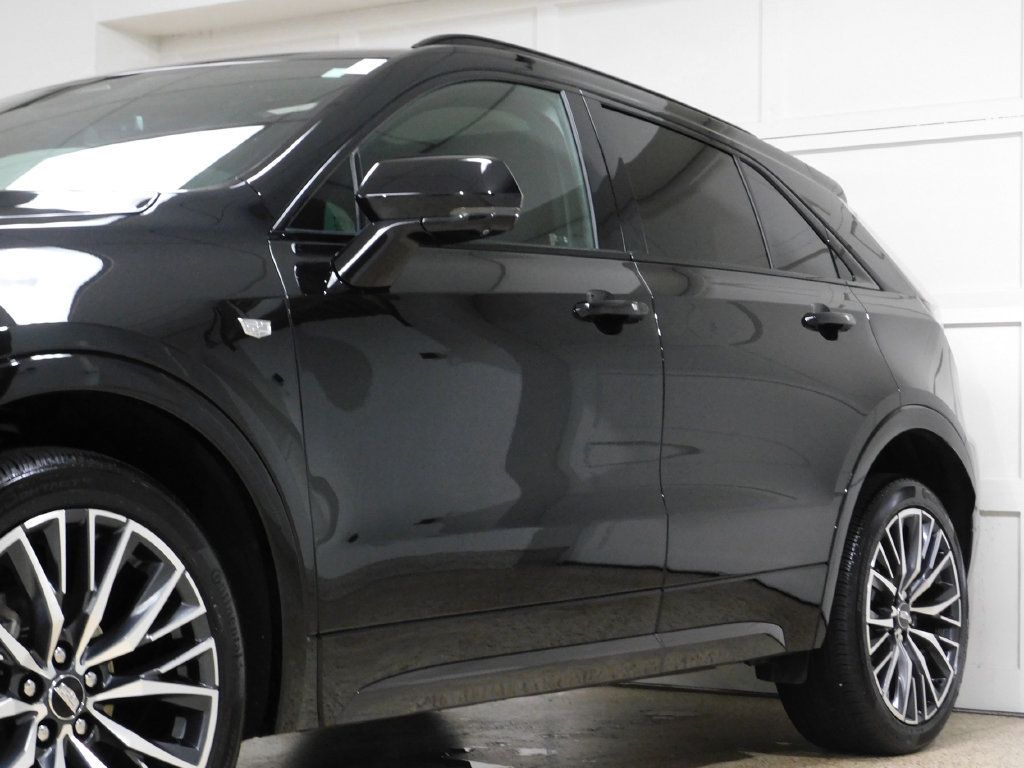 Used 2025 Cadillac XT4 Sport w/ LPO, Floor Liner Package AWD/4WD image 15