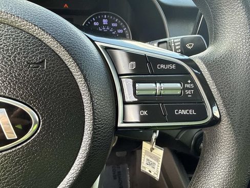 Used 2021 Kia Forte LXS FWD image 33