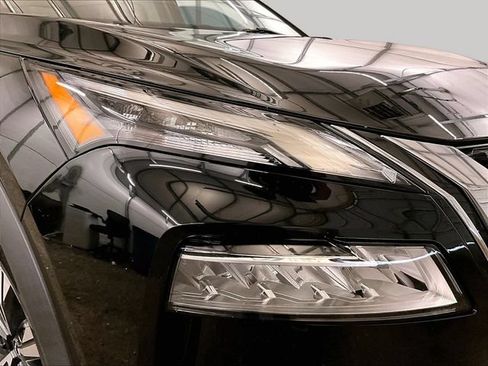 Used 2023 Nissan Rogue SV w/ SV Premium B Package AWD/4WD image 27