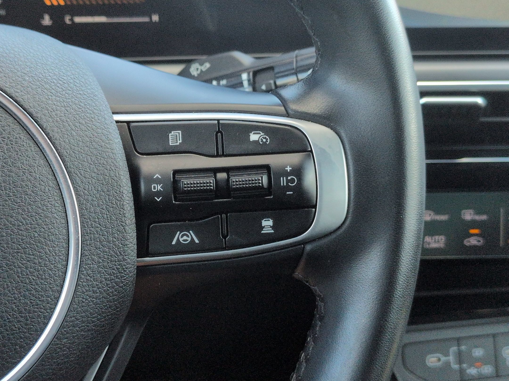 Used 2025 Kia K5 GT-Line FWD image 19