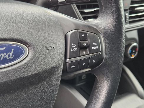 Used 2025 Ford Escape Active AWD/4WD image 18