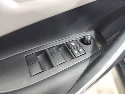 Used 2023 Toyota Corolla SE FWD image 23