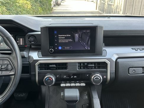 Used 2024 Toyota Tacoma SR5 AWD/4WD image 44