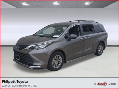 Used 2021 Toyota Sienna XLE