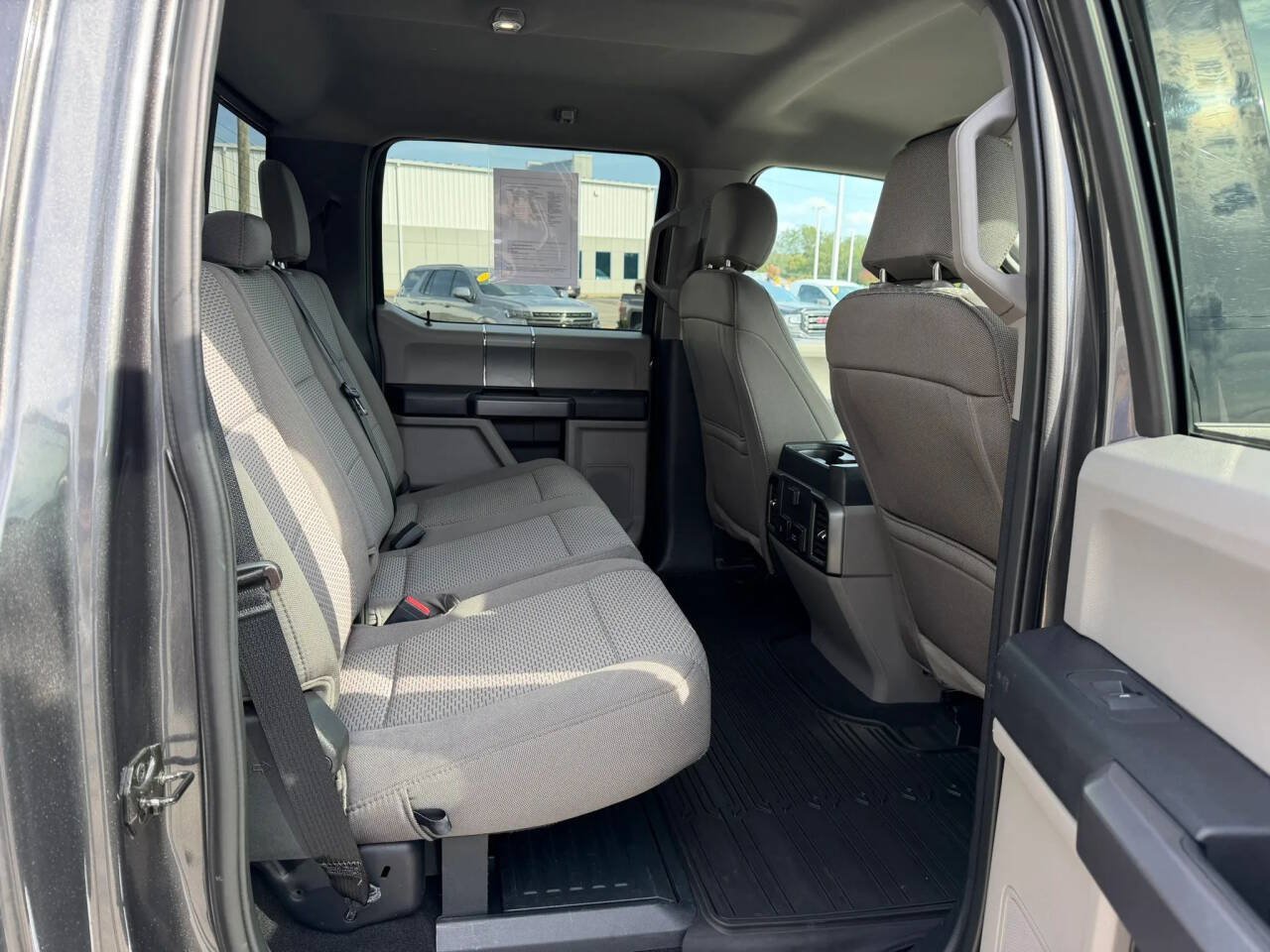 Used 2020 Ford F250 XLT w/ XLT Premium Package AWD/4WD image 23