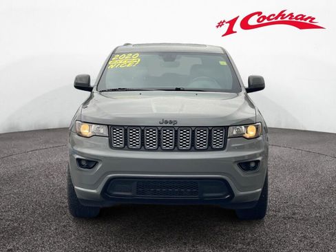 Used 2020 Jeep Grand Cherokee Altitude AWD/4WD image 32