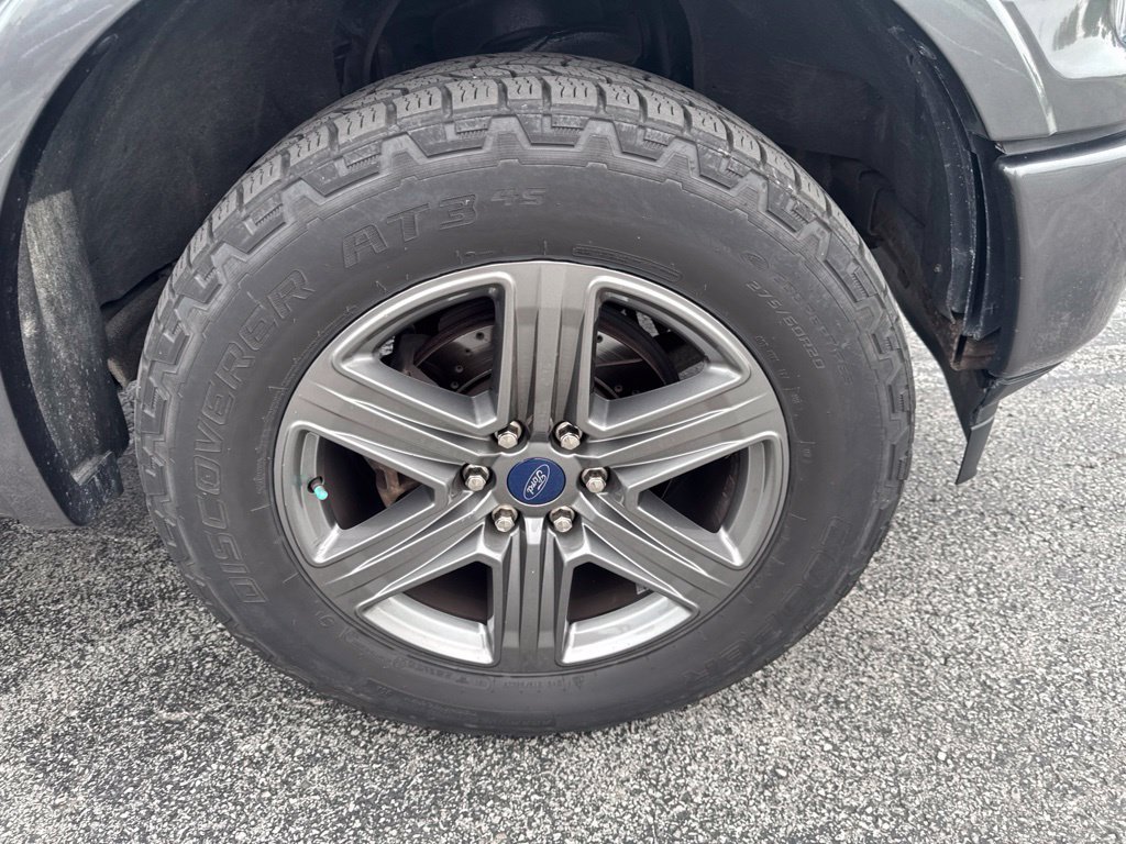 Used 2020 Ford F150 Lariat w/ Equipment Group 502A Luxury AWD/4WD image 44
