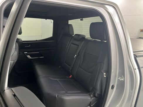 Used 2024 Toyota Tundra Platinum AWD/4WD image 19