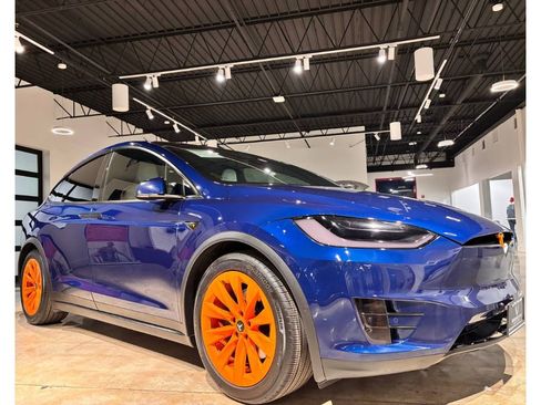 Used 2018 Tesla Model X 100D image 6