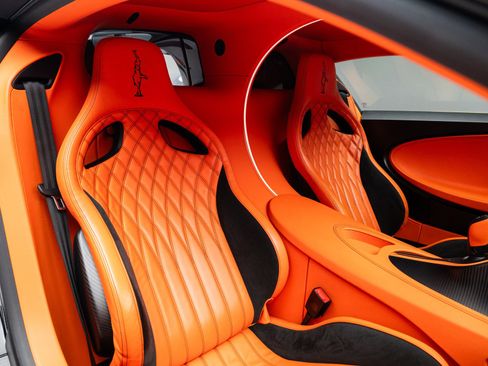 Used 2024 Bugatti Chiron Super Sport image 30