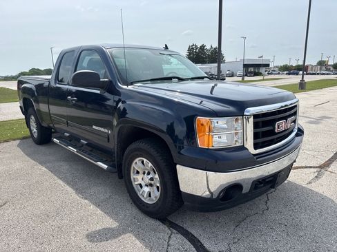 Used 2008 GMC Sierra 1500 SLE w/ Power Pack Plus AWD/4WD image 3