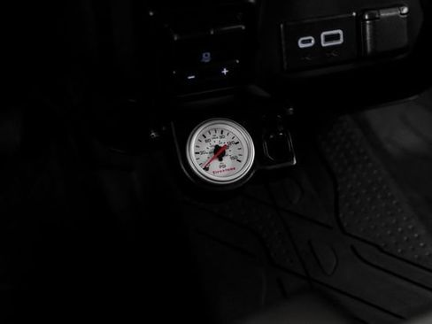 Used 2022 Chevrolet Silverado 2500 Custom w/ Gooseneck/5TH Wheel Package AWD/4WD image 28
