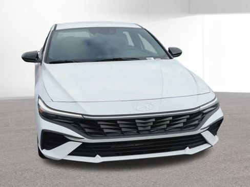 New 2026 Hyundai Elantra Sport FWD image 3