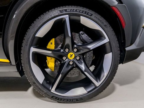 Used 2024 Ferrari Purosangue image 13