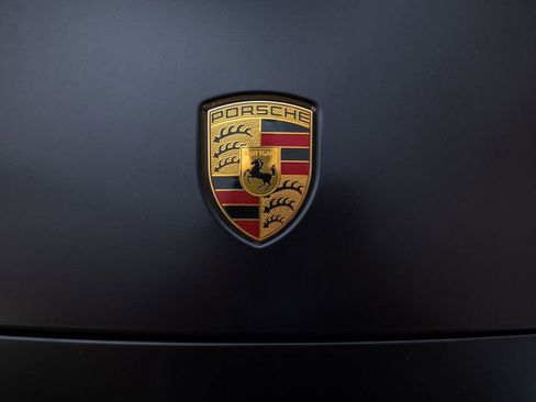 Used 2022 Porsche Cayenne Turbo image 46