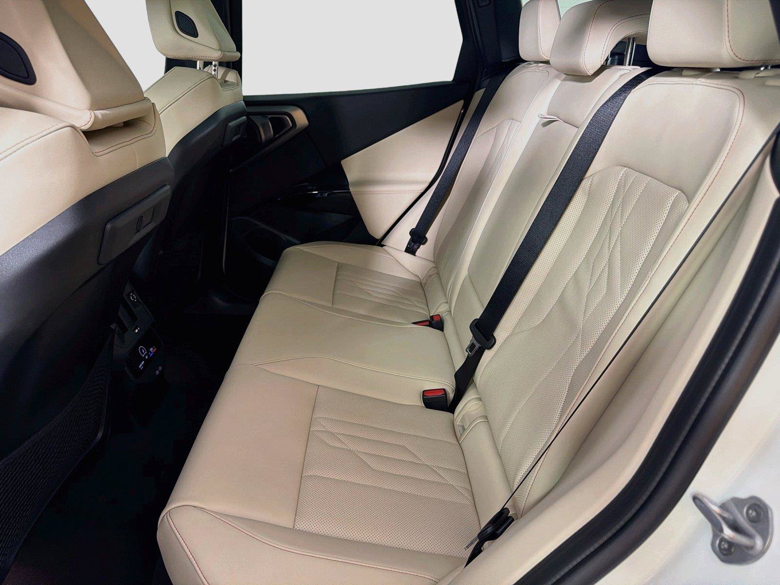 New 2026 BMW X3 xDrive30i w/ Premium Package AWD/4WD image 25