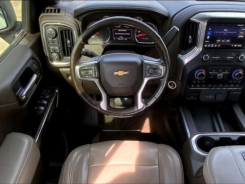 Used 2019 Chevrolet Silverado 1500 LTZ w/ LTZ Premium Package AWD/4WD image 6