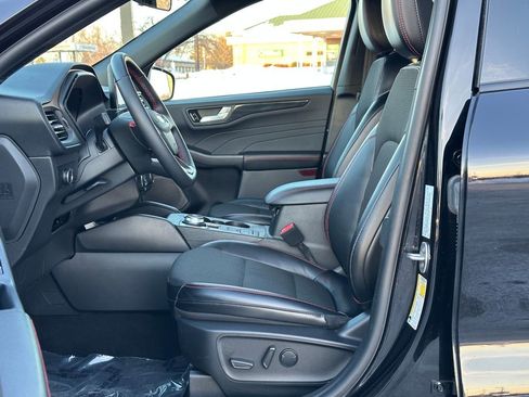 Used 2025 Ford Escape ST-Line image 25