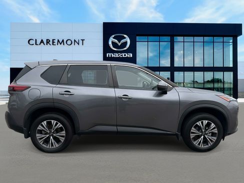 Used 2023 Nissan Rogue SV FWD image 4