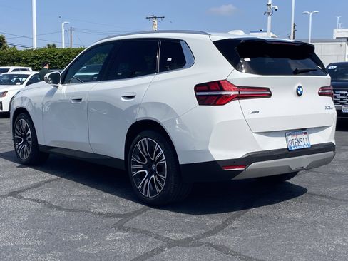 Used 2025 BMW X3 xDrive30i image 4