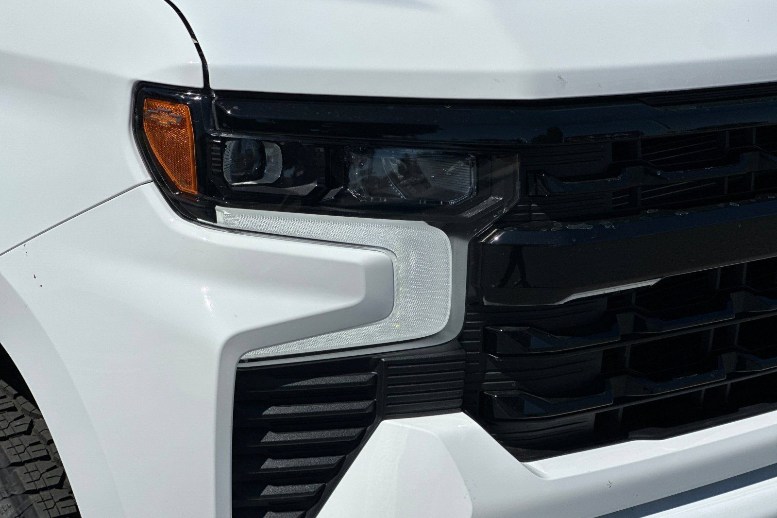 New 2026 Chevrolet Silverado 1500 RST w/ Redline Edition AWD/4WD image 28