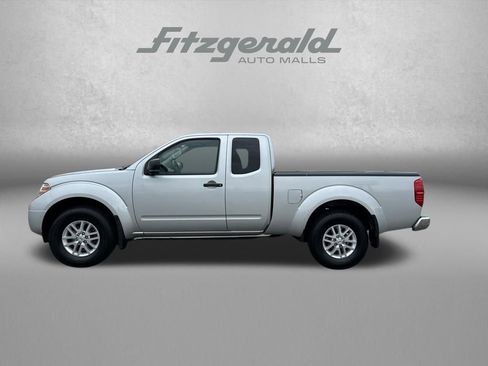 Used 2018 Nissan Frontier SV image 7