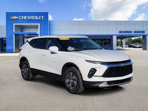 Certified 2023 Chevrolet Blazer LT image 1