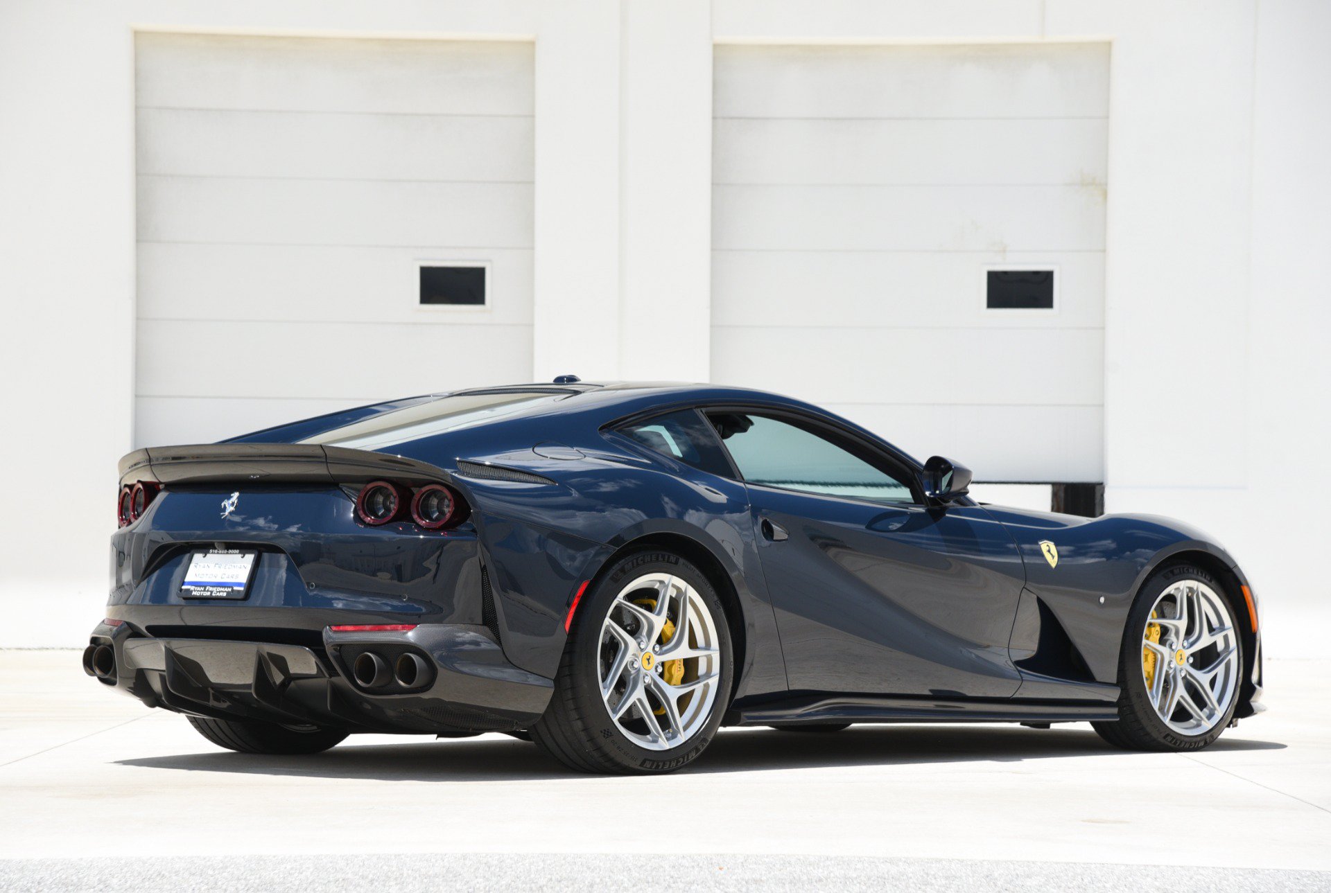 Used 2020 Ferrari 812 Superfast RWD image 3