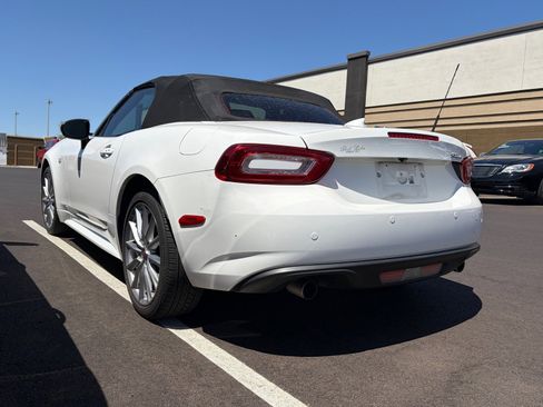 Used 2019 FIAT 124 Spider Lusso w/ Convenience Group RWD image 4