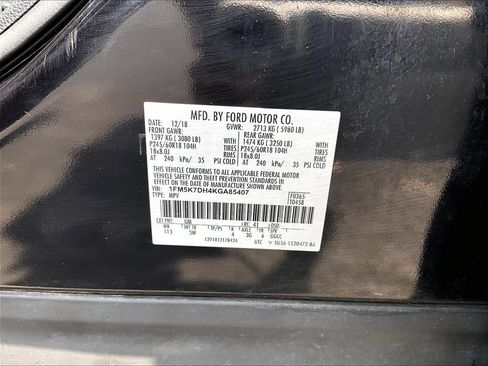 Used 2019 Ford Explorer XLT w/ Equipment Group 202A FWD image 32