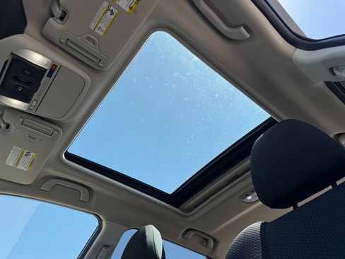 Used 2024 Subaru Forester Premium image 14