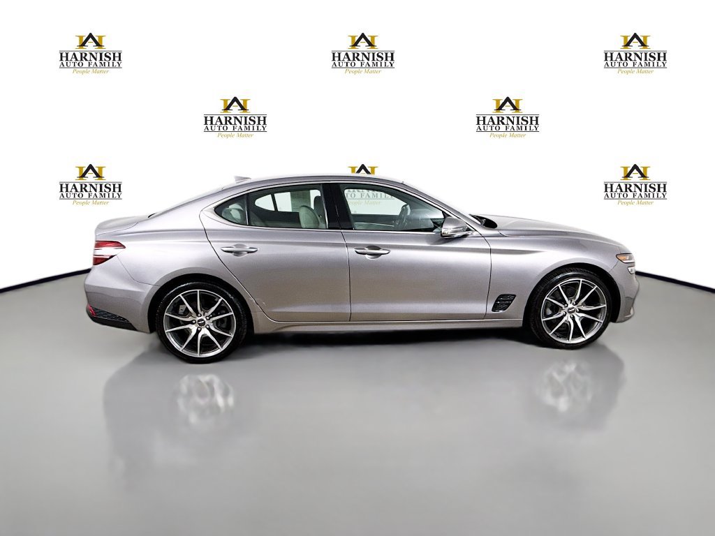 Used 2023 Genesis G70 2.0T AWD/4WD image 8