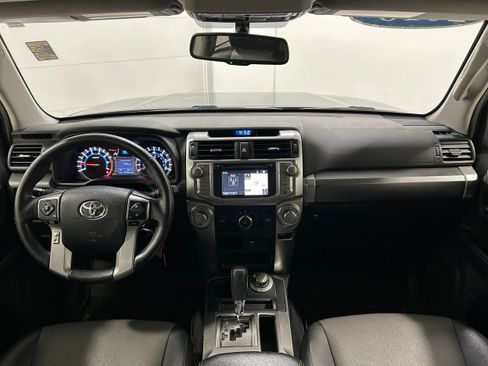 Used 2018 Toyota 4Runner SR5 Premium image 13