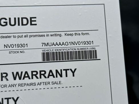 Used 2022 Toyota Corolla Cross L FWD image 31