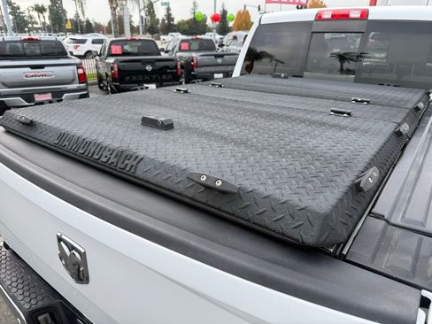 Used 2017 RAM 2500 Laramie w/ Convenience Group image 9