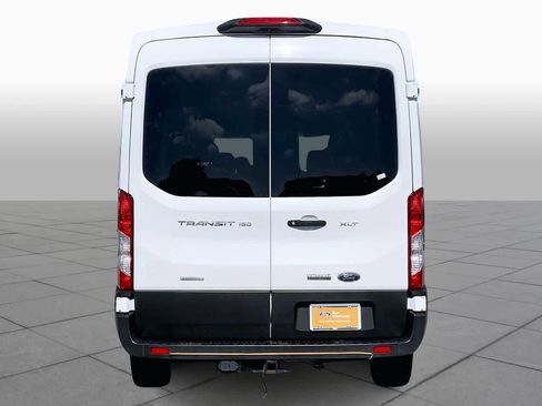 Used 2019 Ford Transit 150 XLT image 5
