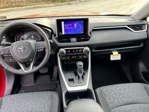 New 2025 Toyota RAV4 XLE image 20