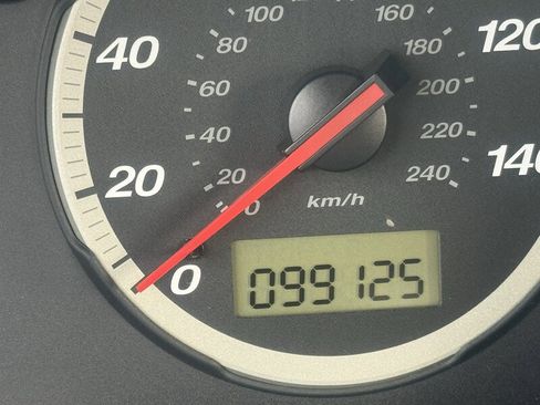 Used 2006 Honda CR-V LX image 12